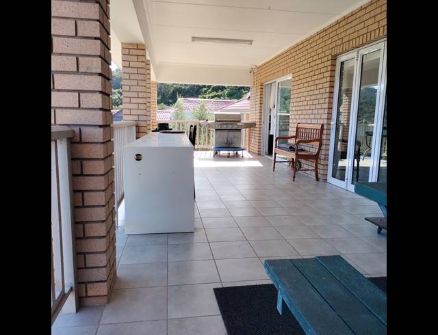 4 BEDROOM FREESTANDING FOR SALE IN DOLPHIN CREEK GOLF ESTATE